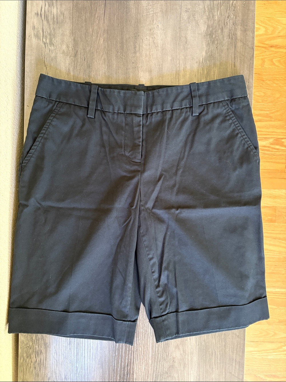 The Limited Cassidy Fit Black Women’s Bermuda Shorts Size 2